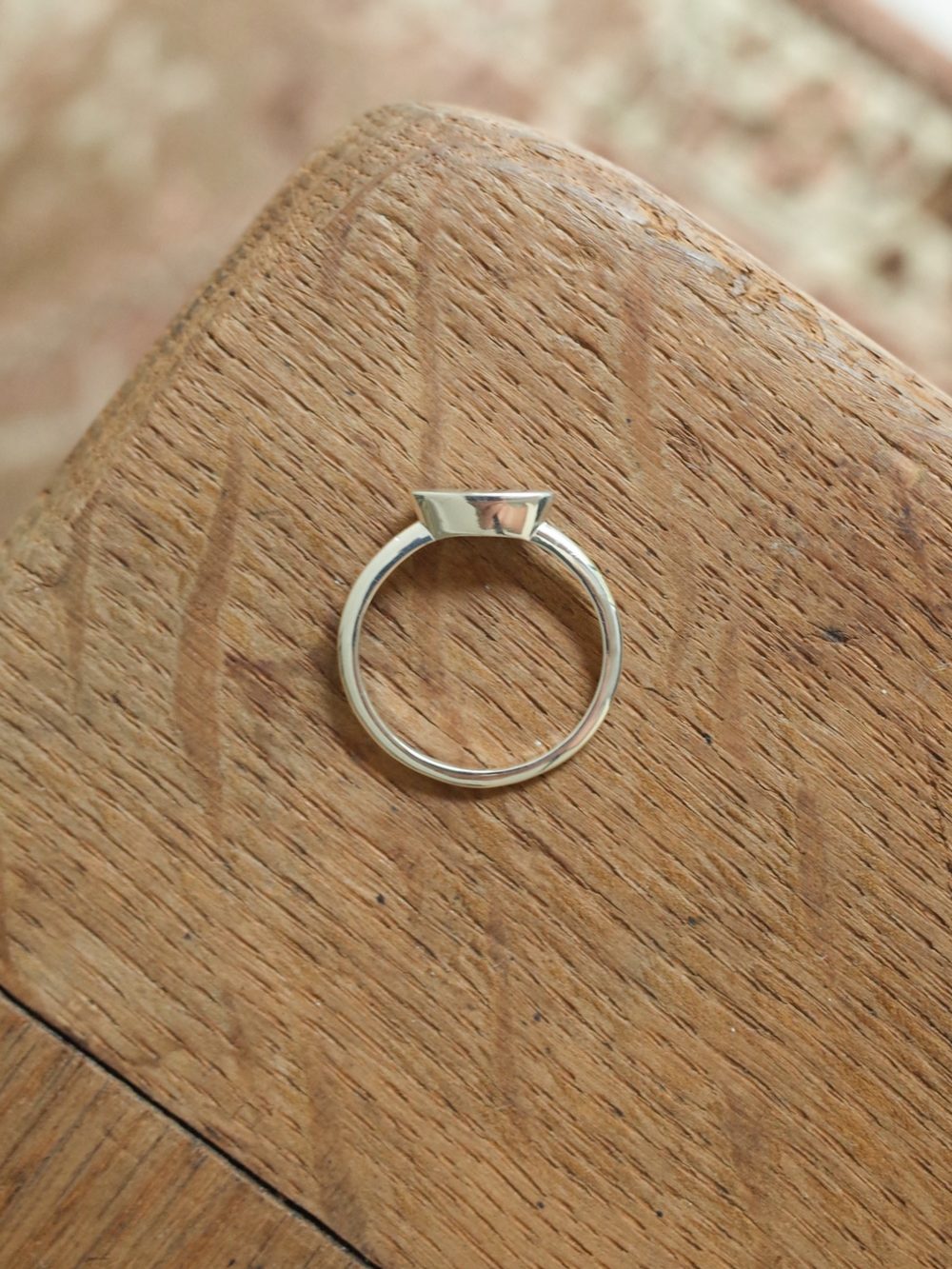 taper｜先細りのオーバルのリング